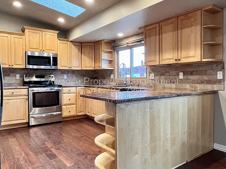 6318 Galway Dr — Photo 8