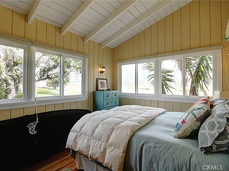 539 Sand Point Rd — Photo 20