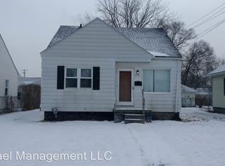 2705 Brown St, Flint, MI 48503