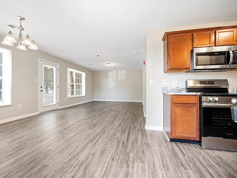 858 Malabu Dr #5000 — Photo 2