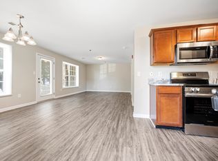 858 Malabu Dr APT 5000, Lexington, KY 40502