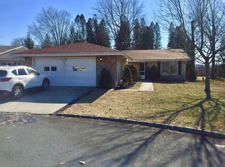 244A Vernon Rd, Monroe Township, NJ 08831