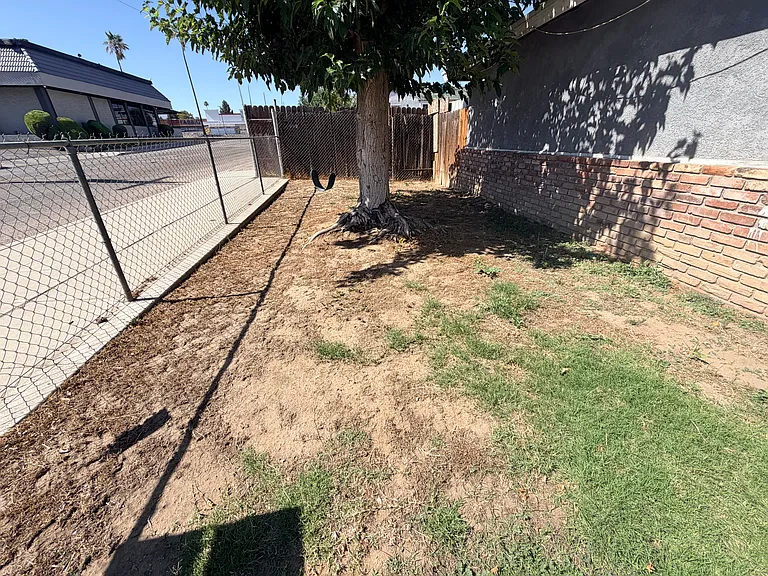 1213 Vista St #1213 — Photo 7