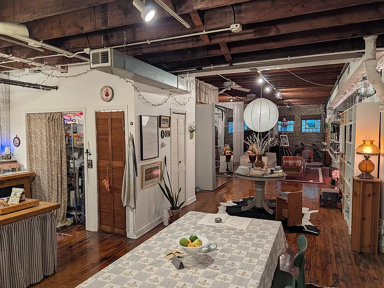 2340 N Lister Ave #2 — Photo 3