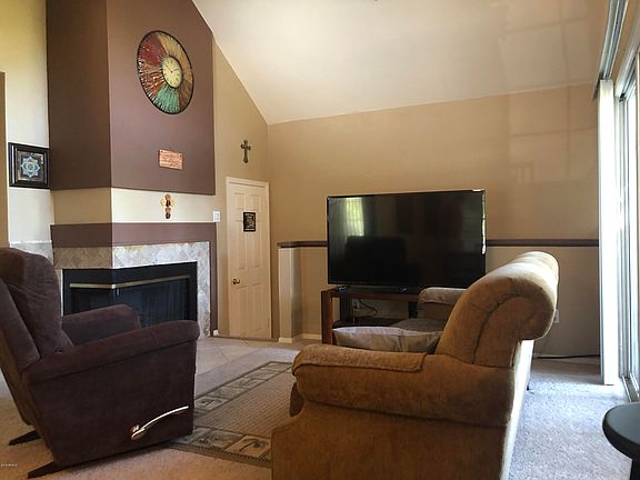 4th image of 1633 E Lakeside Dr Unit 18