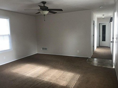 1st image of 13860 Oakwood Cir