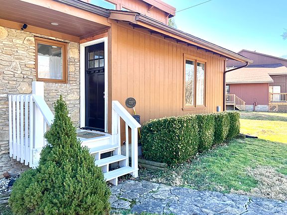 3rd image of 735 Inverness Rd #5