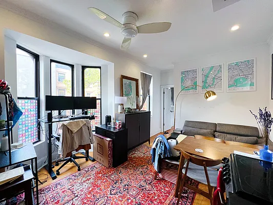 Rented by Compass | media 2