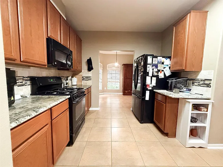 18507 Alemarble Oak St — Photo 7