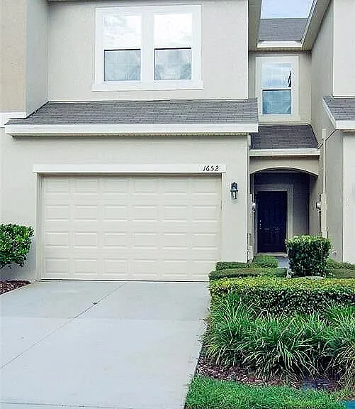 1652 Plumeria Pl — Photo 1
