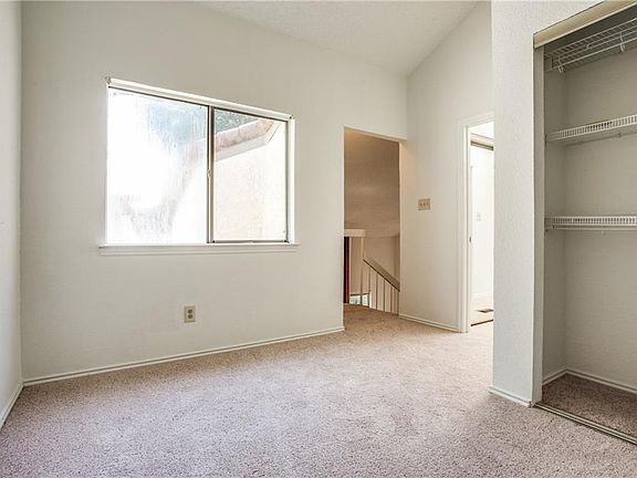 5th image of 821 Dublin Dr APT 223