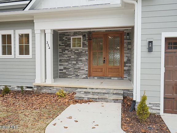 3rd image of 314 Juniper Creek Boulevard