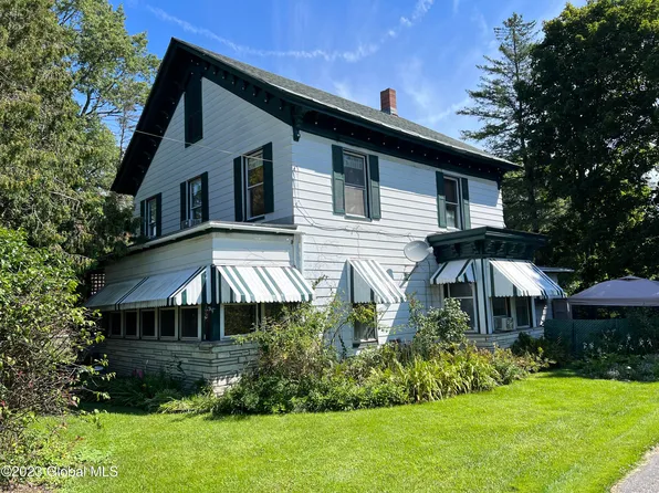 149 Broadway, Whitehall, NY 12887