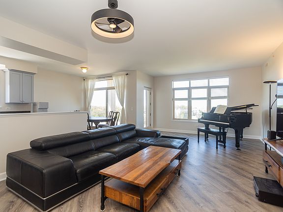 5th image of 8440 Callie # 606 Ave