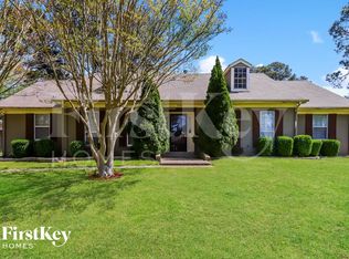 2082 Leichester Ln, Memphis, TN 38134