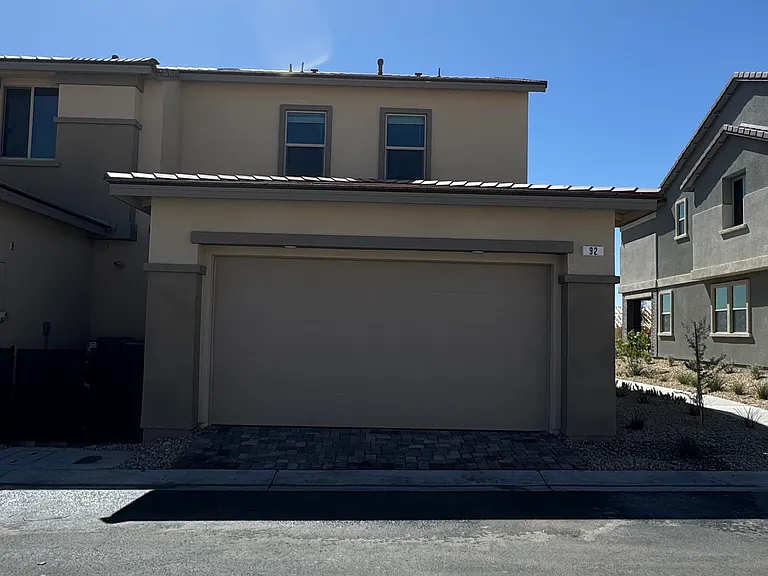 92 Hornbeck Ln — Photo 5
