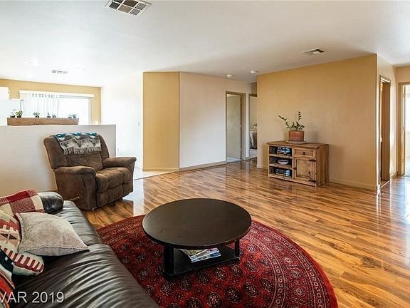 Spacious family room