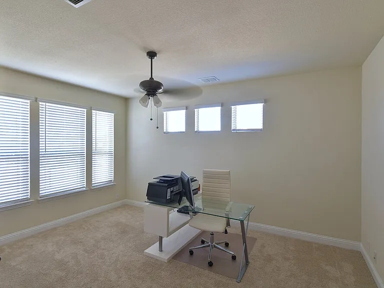 11100 Tanager Ln — Photo 5