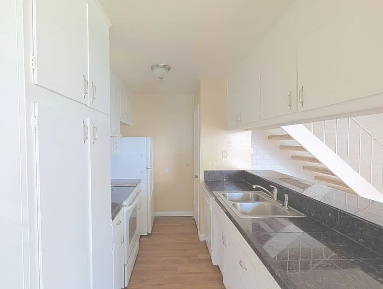 6435 Greenback Ln — Photo 3