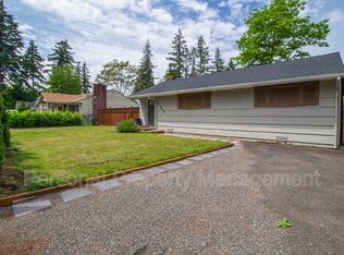 11302 NE 4th St, Vancouver, WA 98684