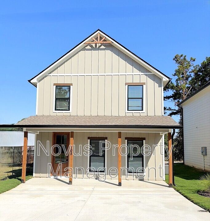 1st image of 105 Carroll Cir