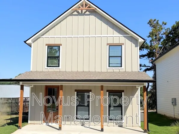 105 Carroll Cir, Carrollton, GA 30117