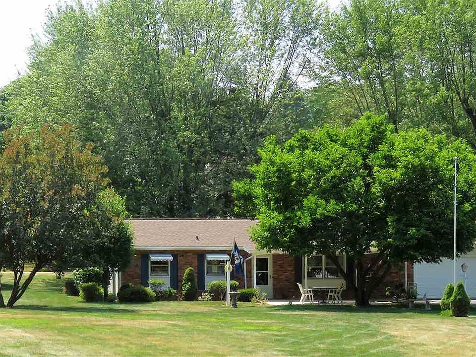 1st image of 707 Wakefield Cir