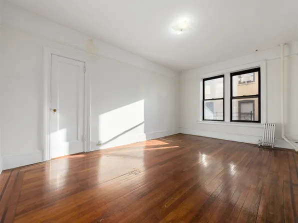 25-41 30th Road image 1 of 6