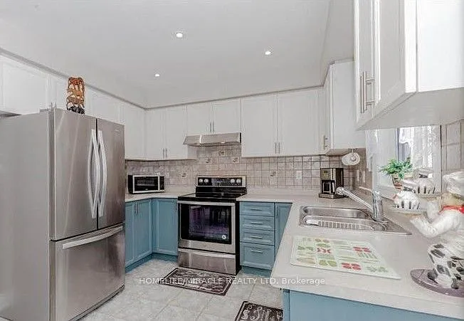 3 bed, $3,200 — Photo 4