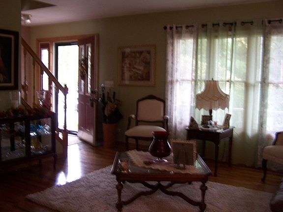 3rd image of 10413 W Prairie Ln