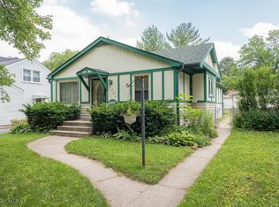 121 S Washington St, Westmont, IL