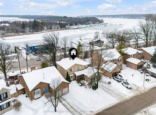 597 Forest Hill Dr W, Kingston, ON K7M7N6