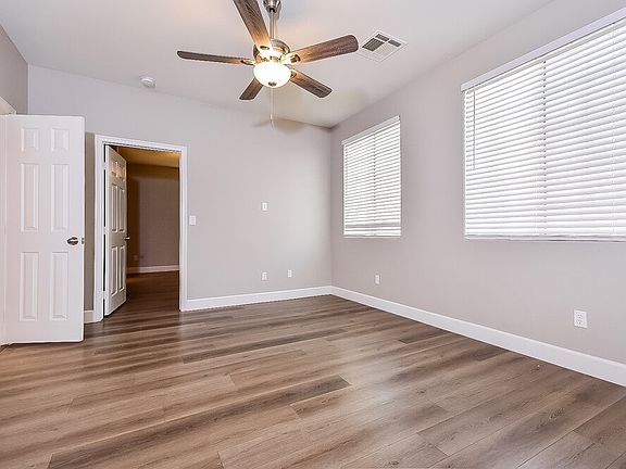 4th image of 4027 Sparrow Rock St