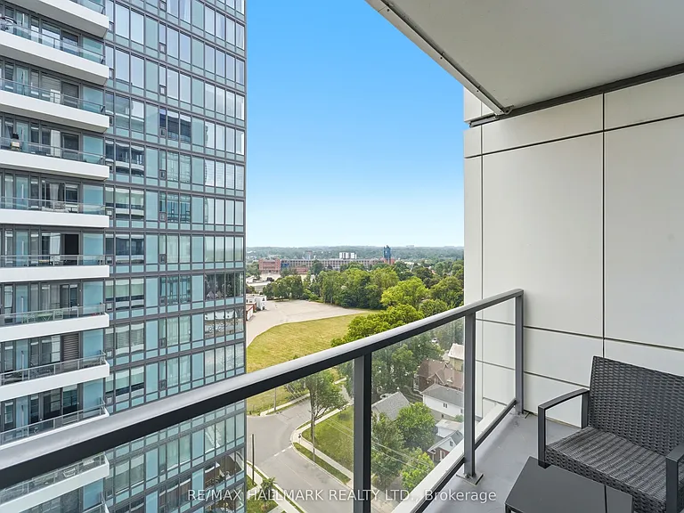5 Wellington St S #1403 — Photo 16