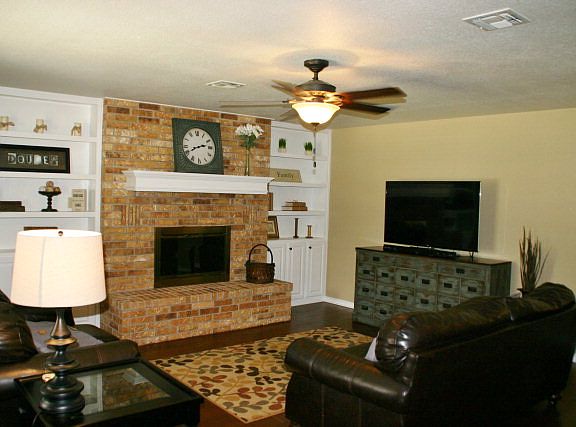 3rd image of 111 Tanglewood Dr