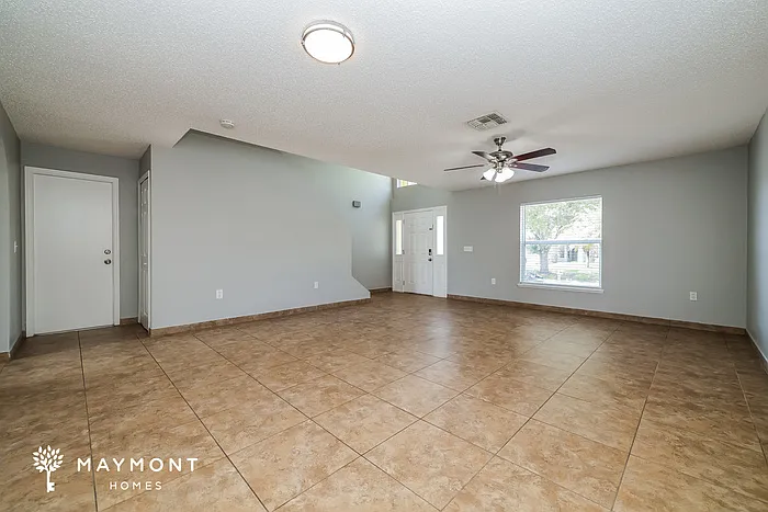 12627 Lake Vista Dr — Photo 5