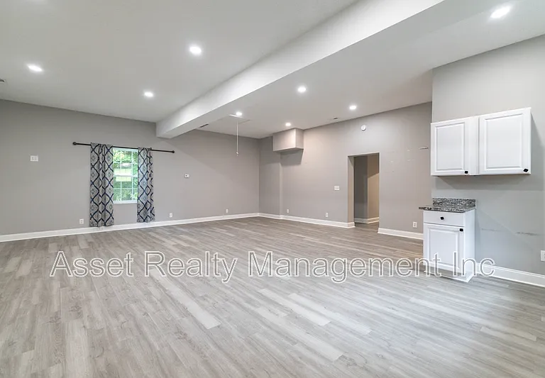 2208 Sanderson Rd #101 — Photo 6