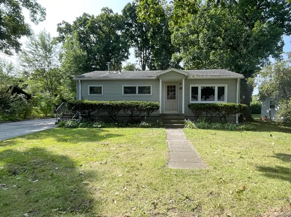 1103 W 7th Pl, Hobart, IN 46342