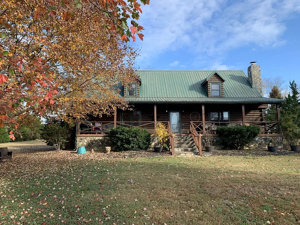 1st image of 2888 Dinky Ln