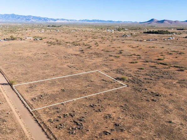 E Mockingbird Rd Unit 20, Pearce, AZ 85625