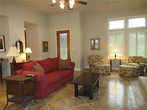 2nd image of 2101 Kahala Sunset Dr
