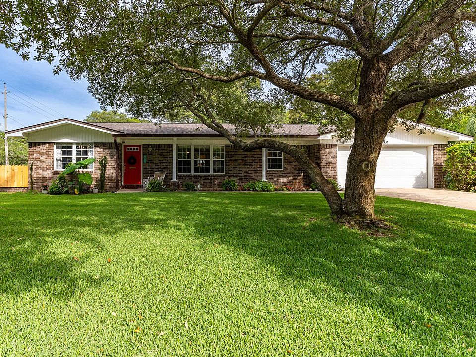 1st image of 601 Merioneth Dr NE