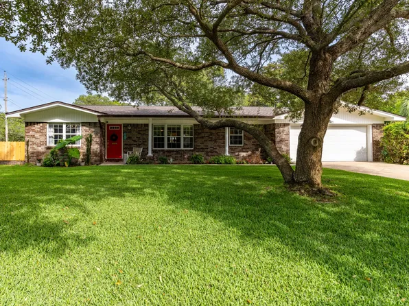 601 Merioneth Dr NE, Fort Walton Beach, FL 32547