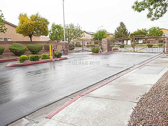 4th image of 5121 Mambo Vista Ave