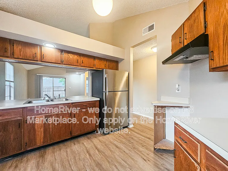 2682 Rachel Ct — Photo 11