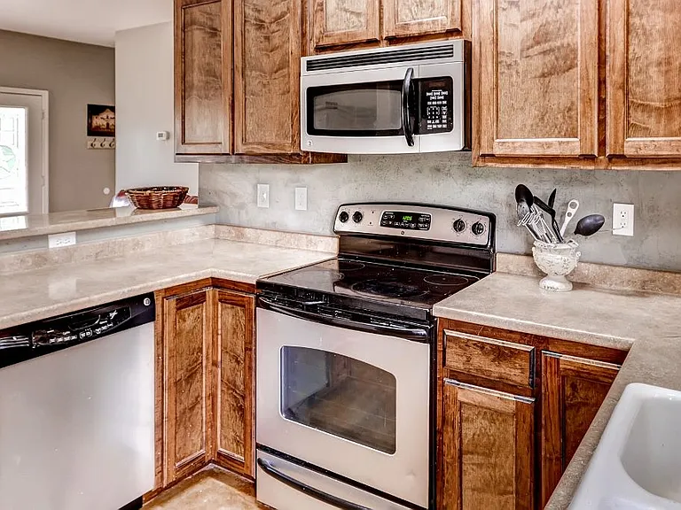 Fully Equiped Kitchen