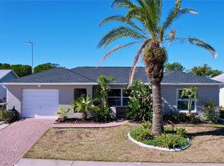1029 Fuchsia Dr, Holiday, FL 34691