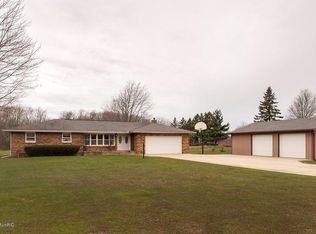 15938 Gardner Rd, Galien, MI 49113