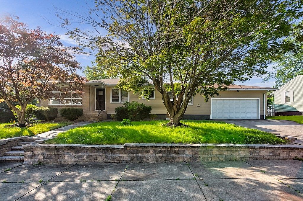 80 Groton St, Lawrence, MA 01843 Zillow