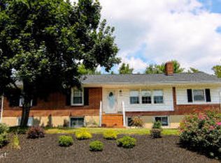 1435 Brushy Mountain Dr, Salem, VA 24153